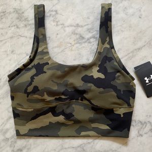 UnderArmour Women’s UA Meridian Fitted Crop Tank in Green Camouflage S Small